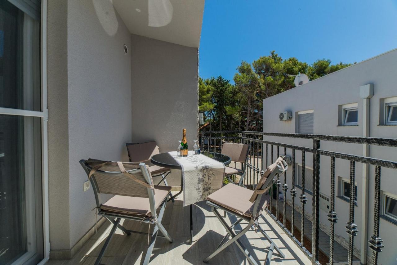 Apartments Djian فير المظهر الخارجي الصورة