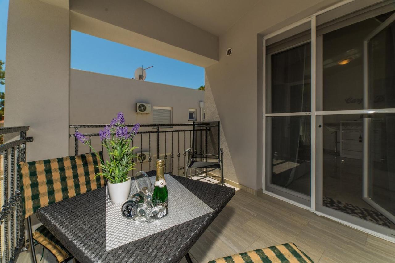 Apartments Djian فير المظهر الخارجي الصورة